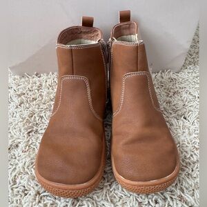 Leather Livie and Luca size 13